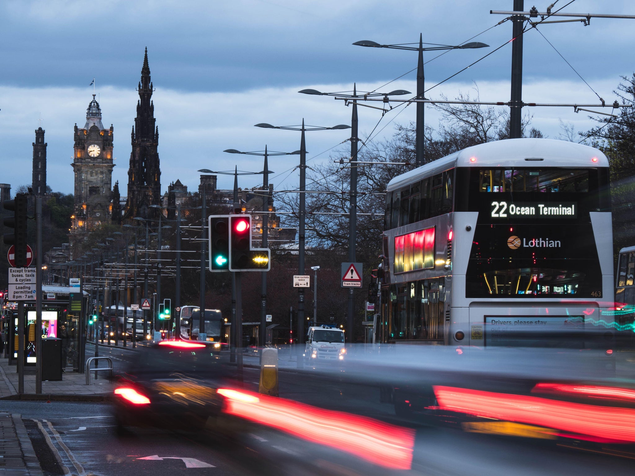 El secreto del reloj de Edimburgo que da la hora equivocada - Zucca 